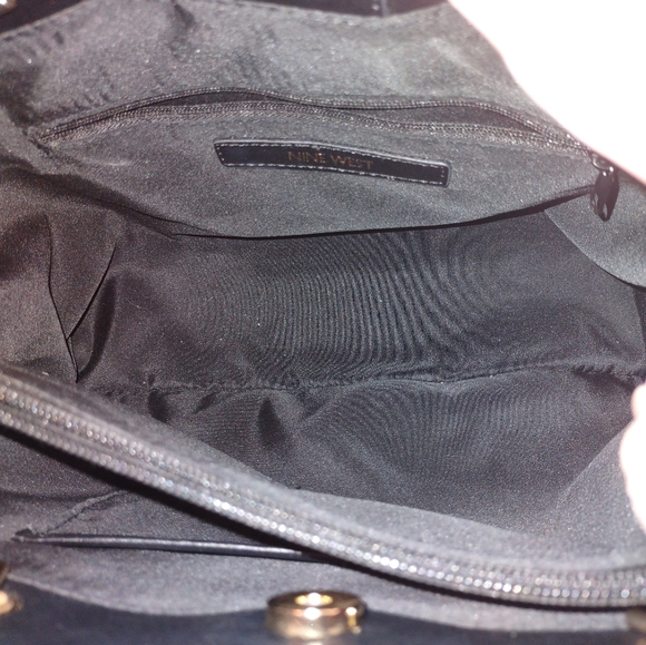 NWOT. Nine West Black Quilted Tote. 👛👛💞 - Picture 9 of 9